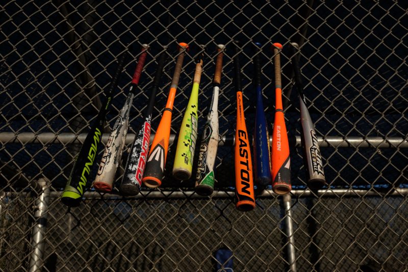 How-to-Choose-a-Baseball-Bat-800x533